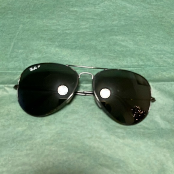 Ray-Ban Other - Men’s Ray ban aviator sunglasses